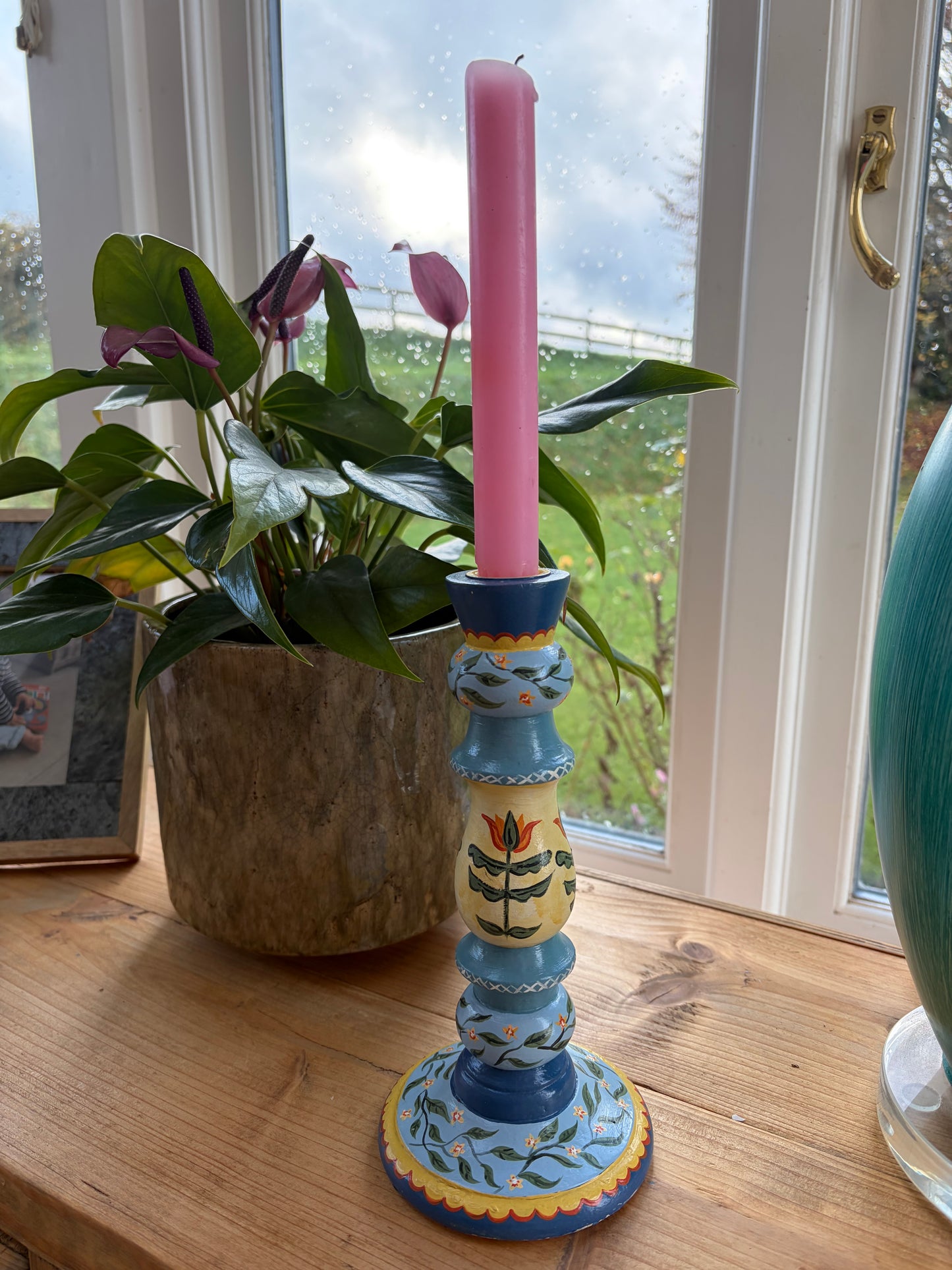 FLORAL CANDLESTICK