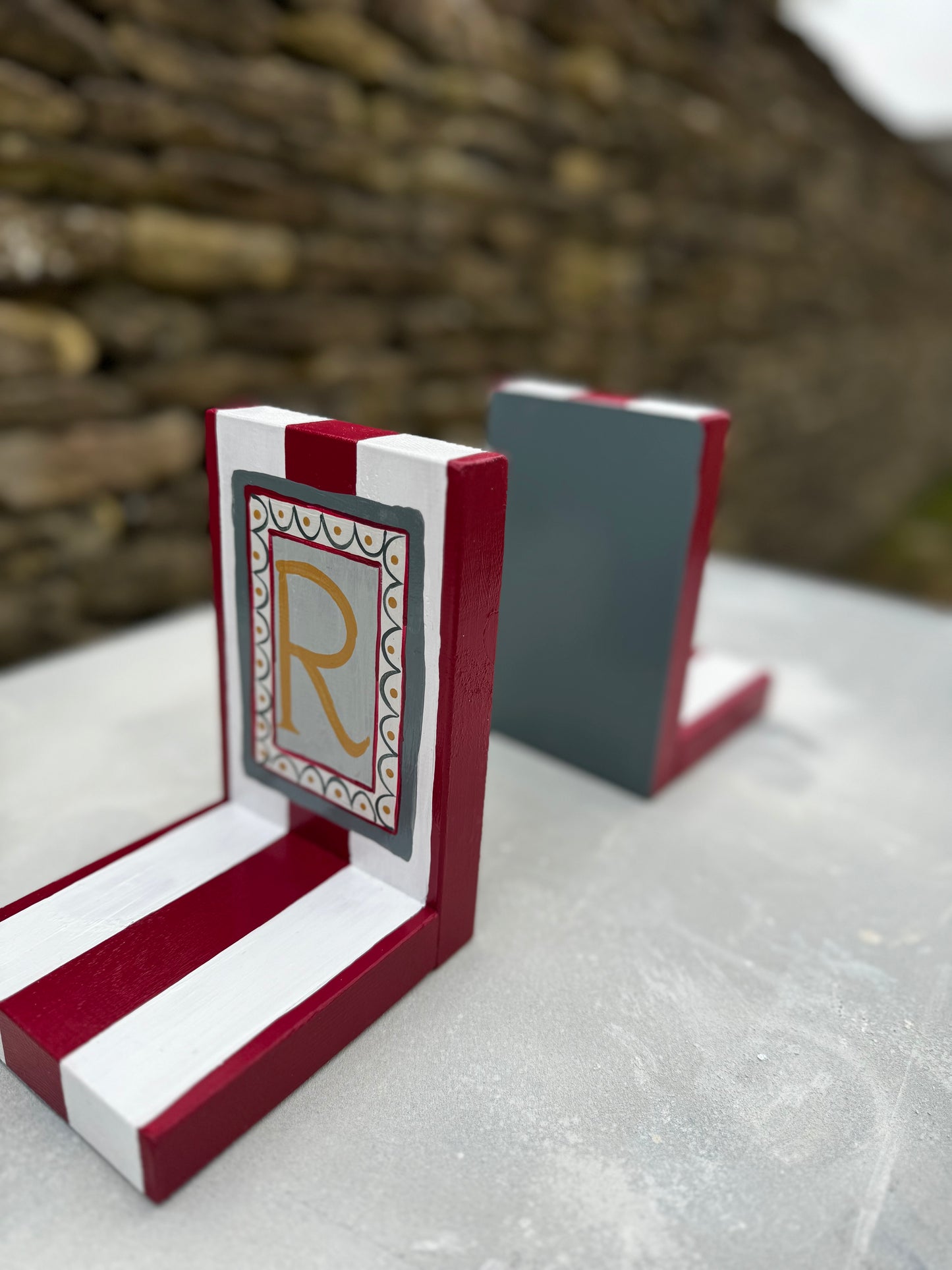 RED & WHITE STRIPE BOOKENDS