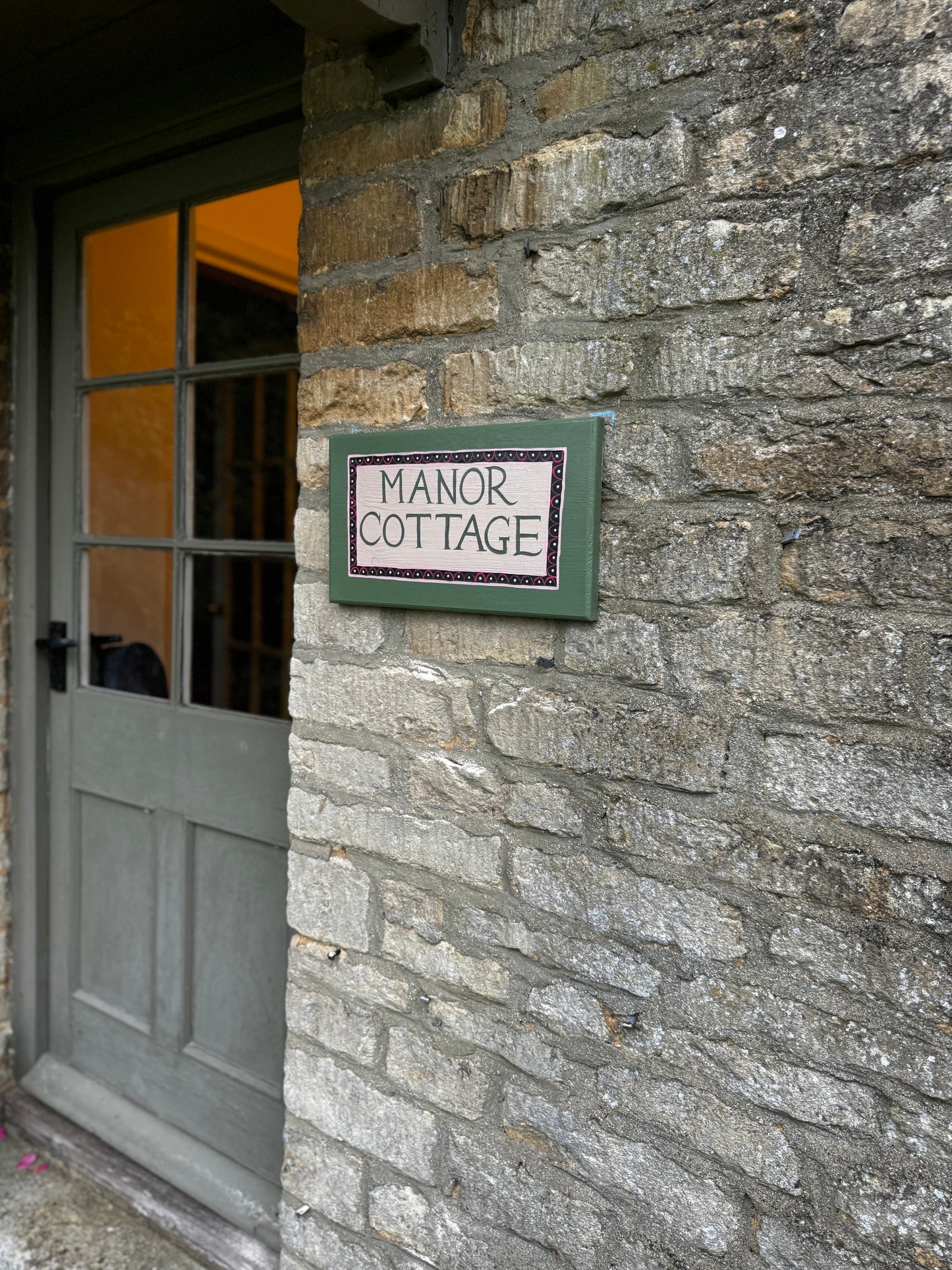 GREEN & PINK HOUSE PLAQUE