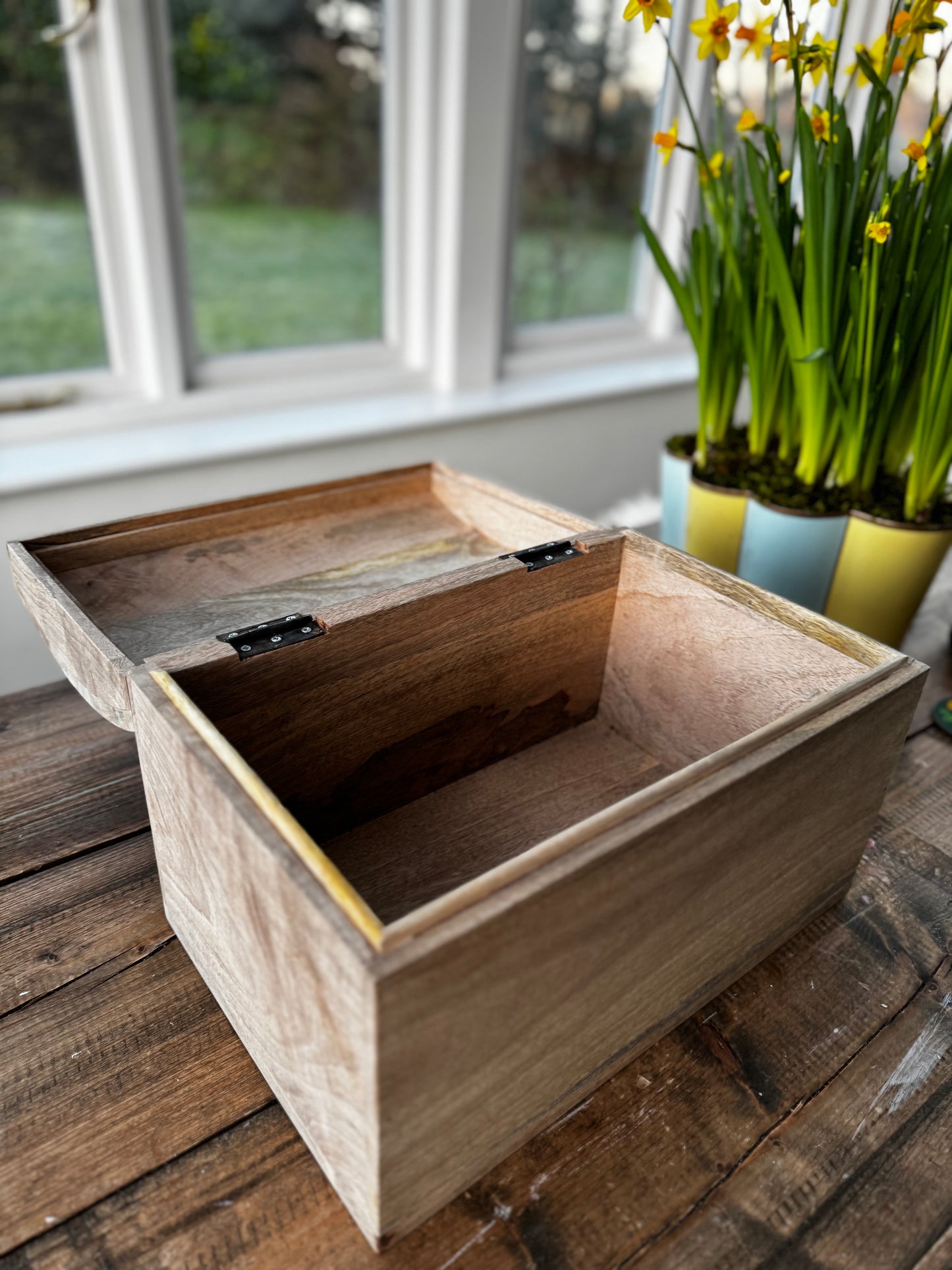 DOMED KEEPSAKE BOX - PINK & GREEN