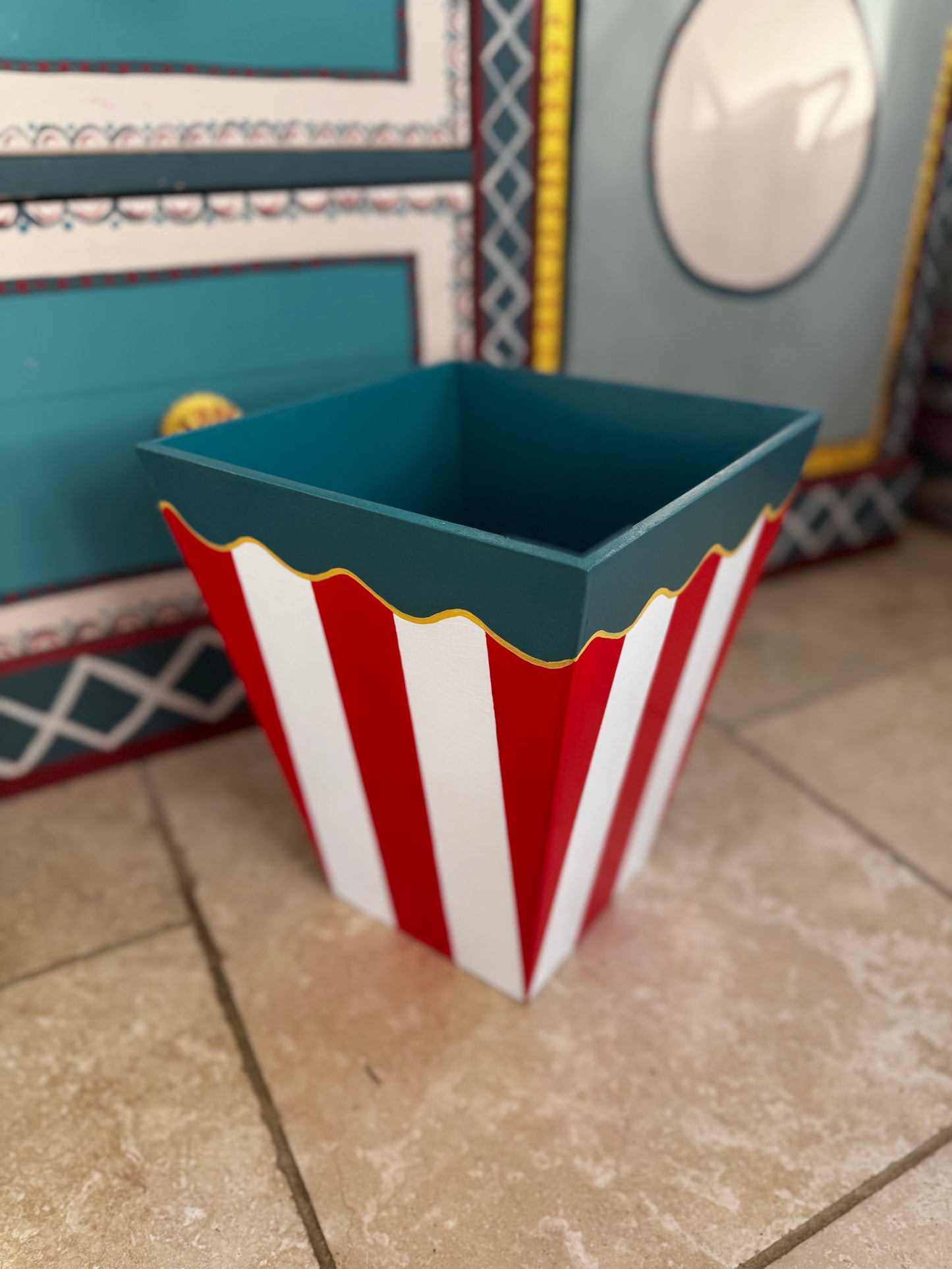 Circus - waste paper bin