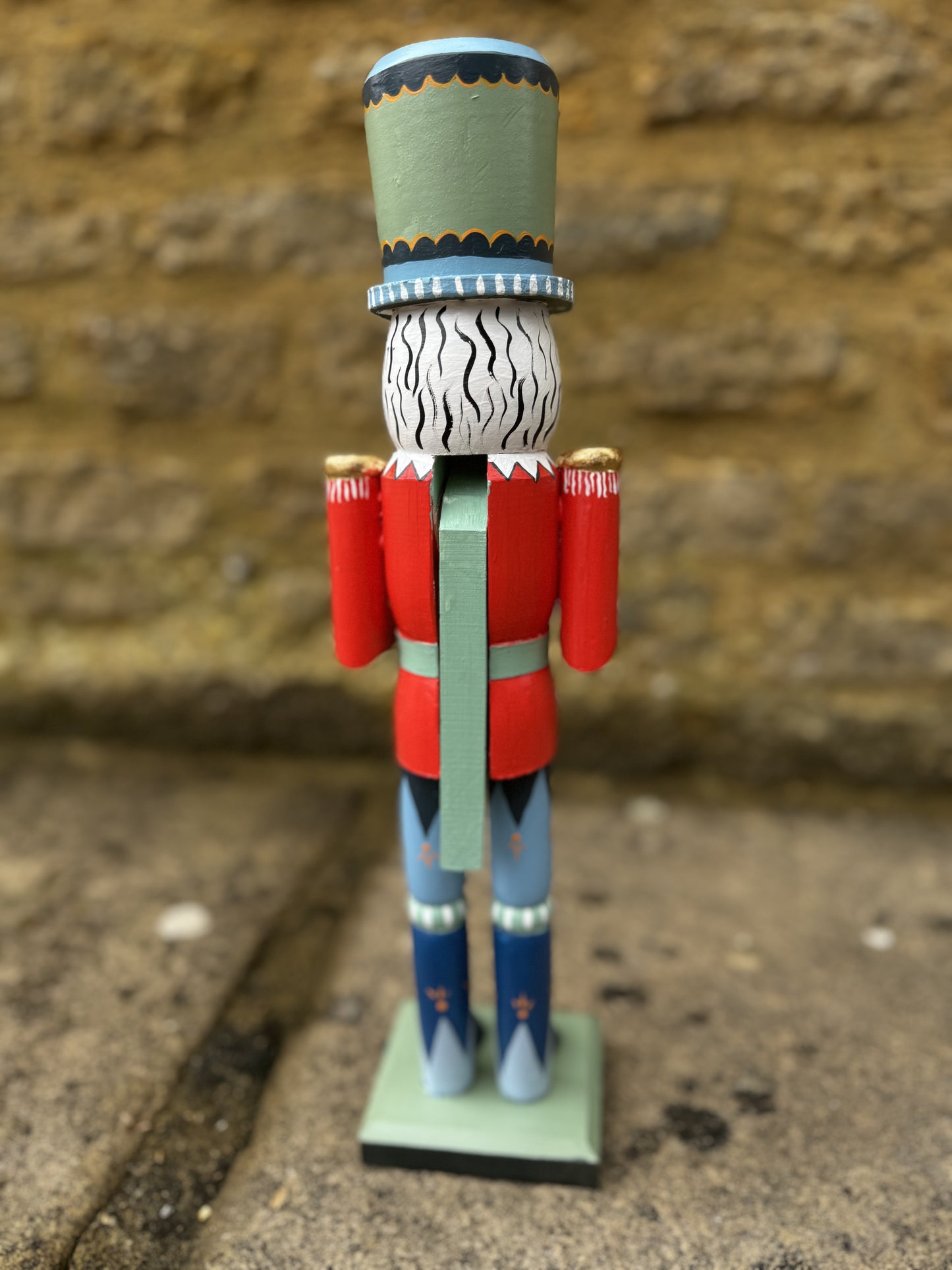 NUTCRACKER