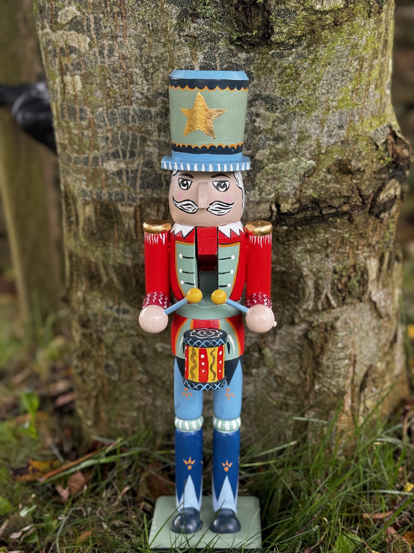 NUTCRACKER