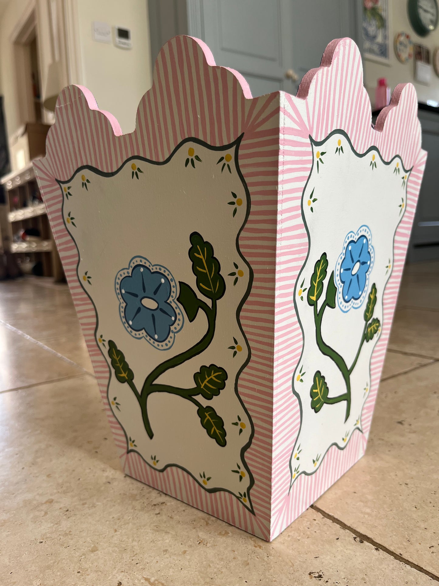 WASTE PAPER BIN - 'BLUE FLOWER'