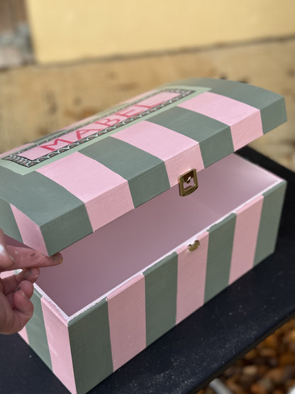 PINK & GREEN KEEPSAKE BOX