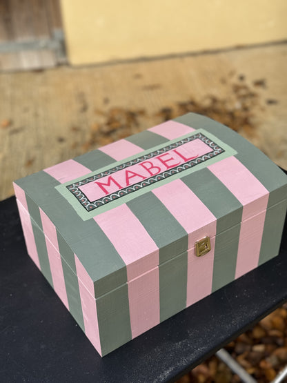 PINK & GREEN KEEPSAKE BOX