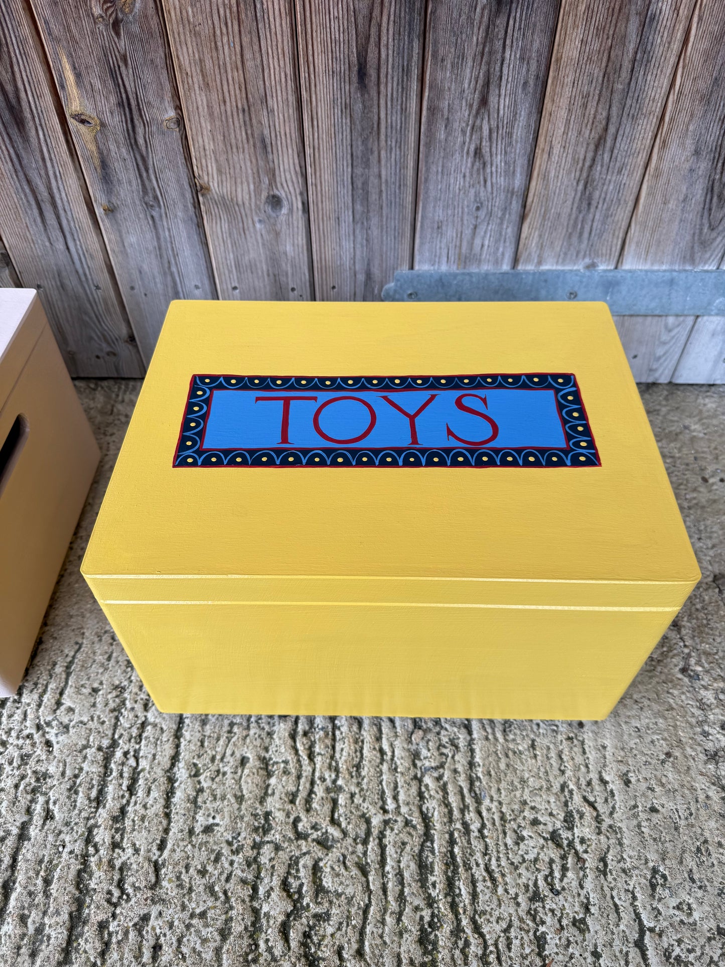 YELLOW & BLUE TOY BOX