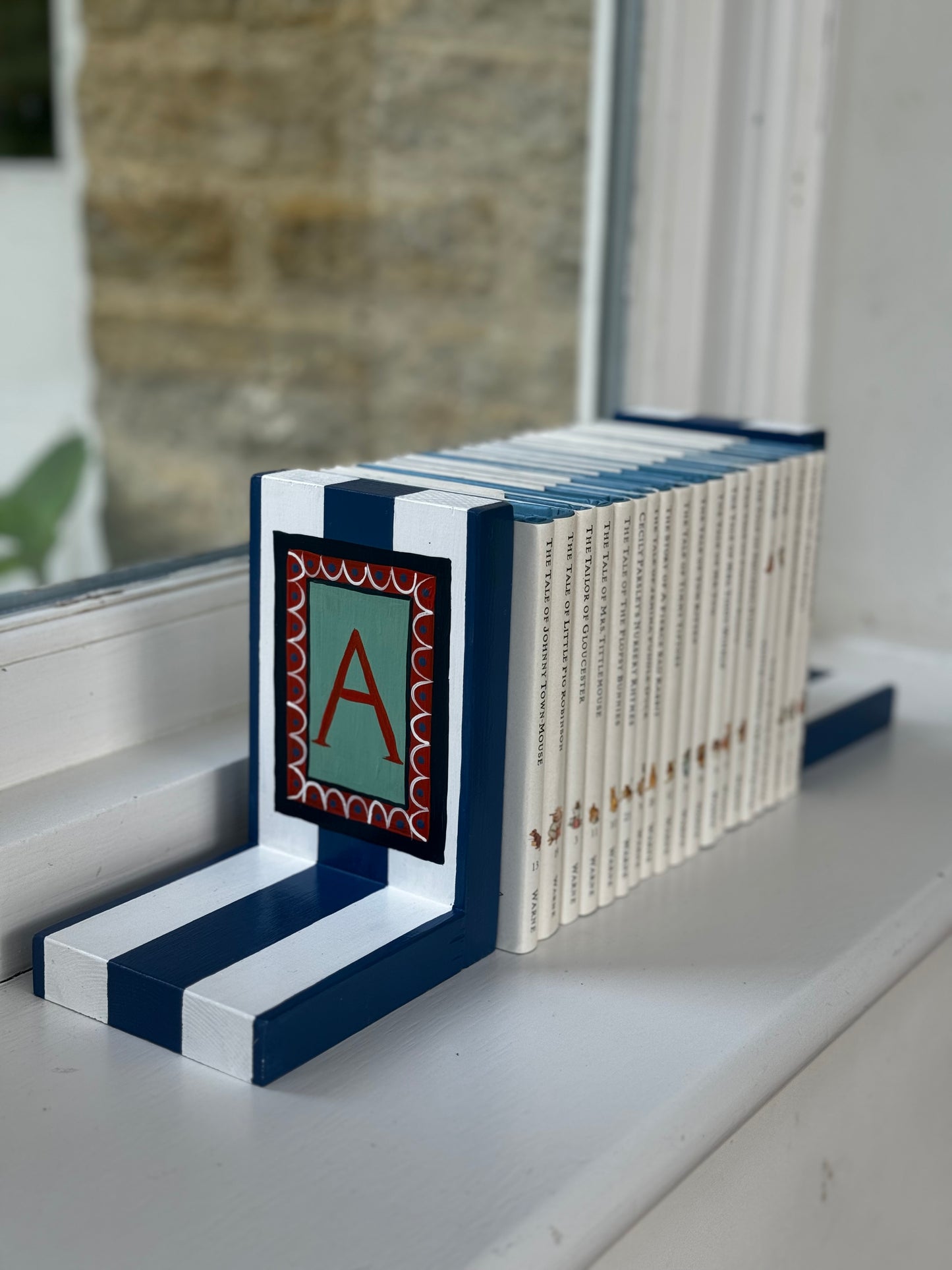 BLUE & WHITE STRIPE BOOK ENDS