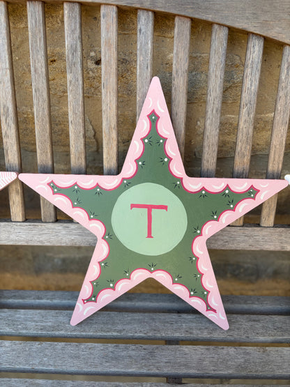 Green & pink scallop star