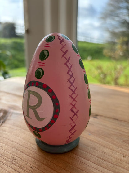 PINK & GREEN - HOLLOW EGG