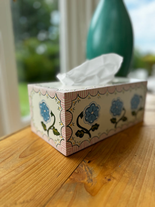 BLUE FLOWER LARGE TISSUE BOX