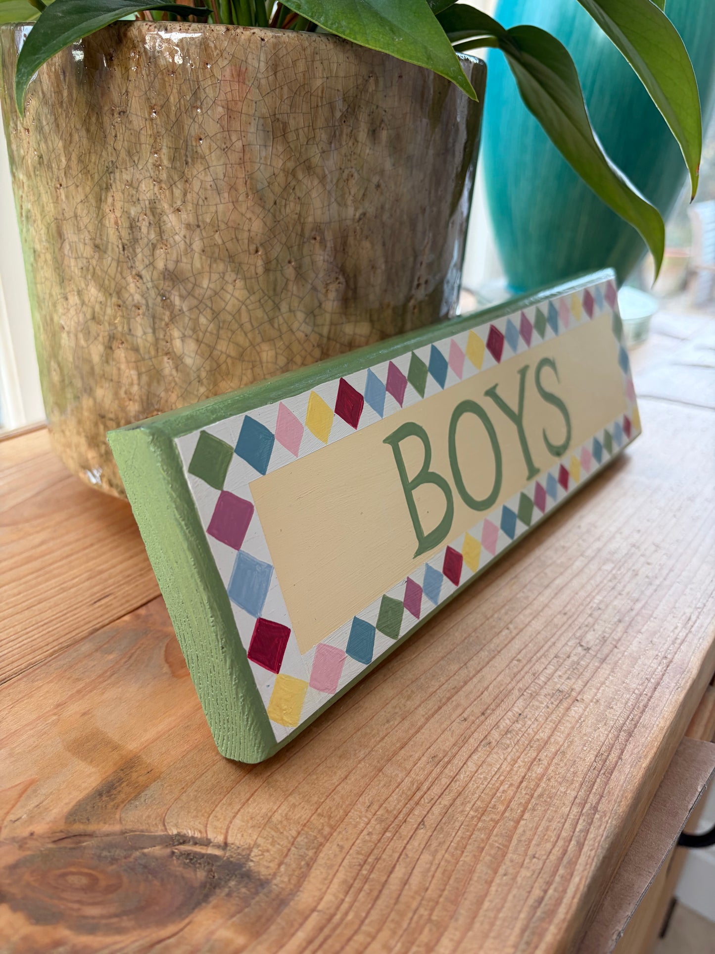 HARLEQUIN WITH GREEN