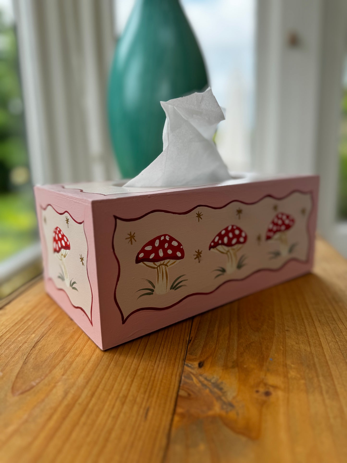 MUSHROOM TISSUE BOX - LARGE