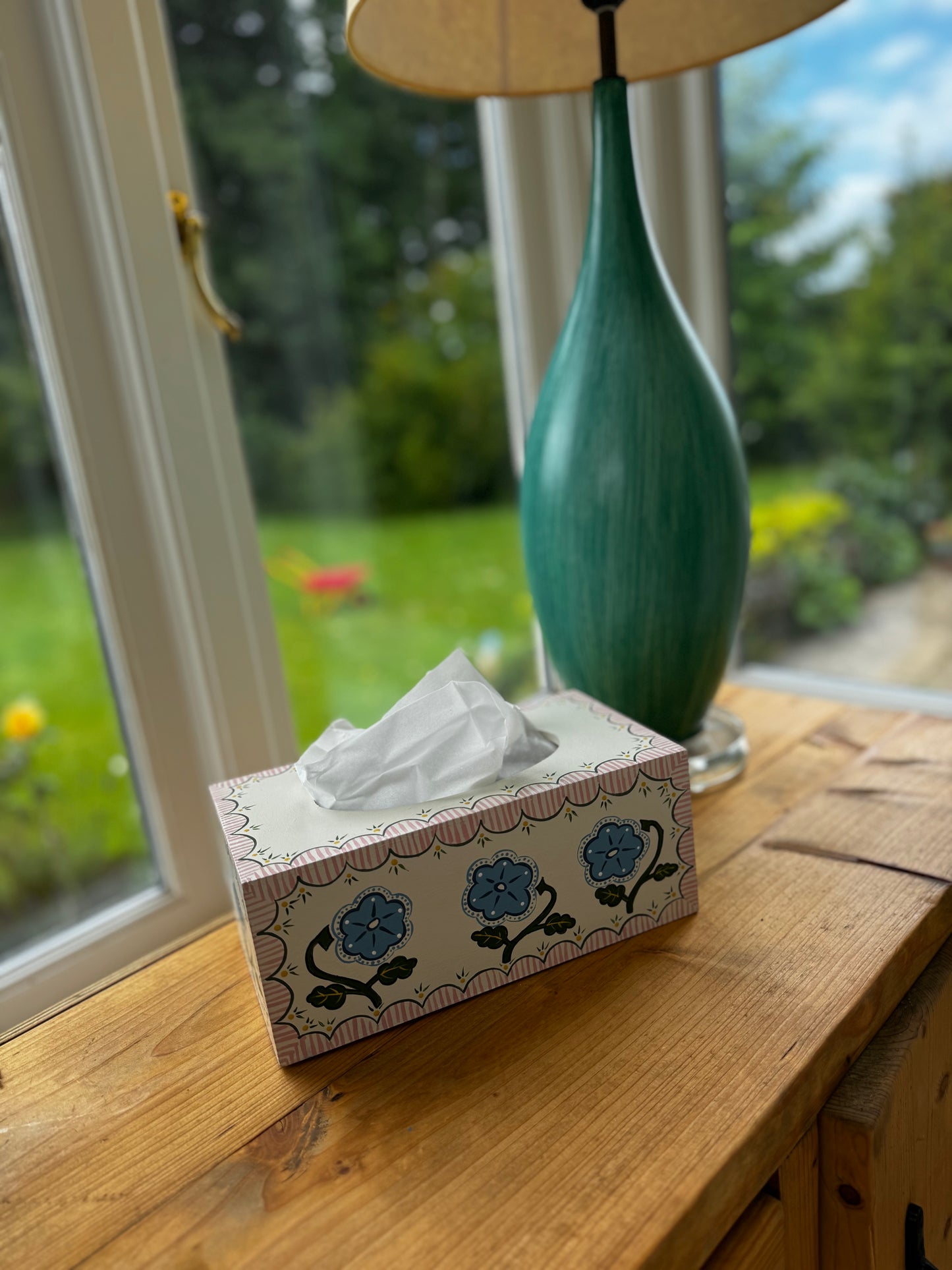 BLUE FLOWER LARGE TISSUE BOX