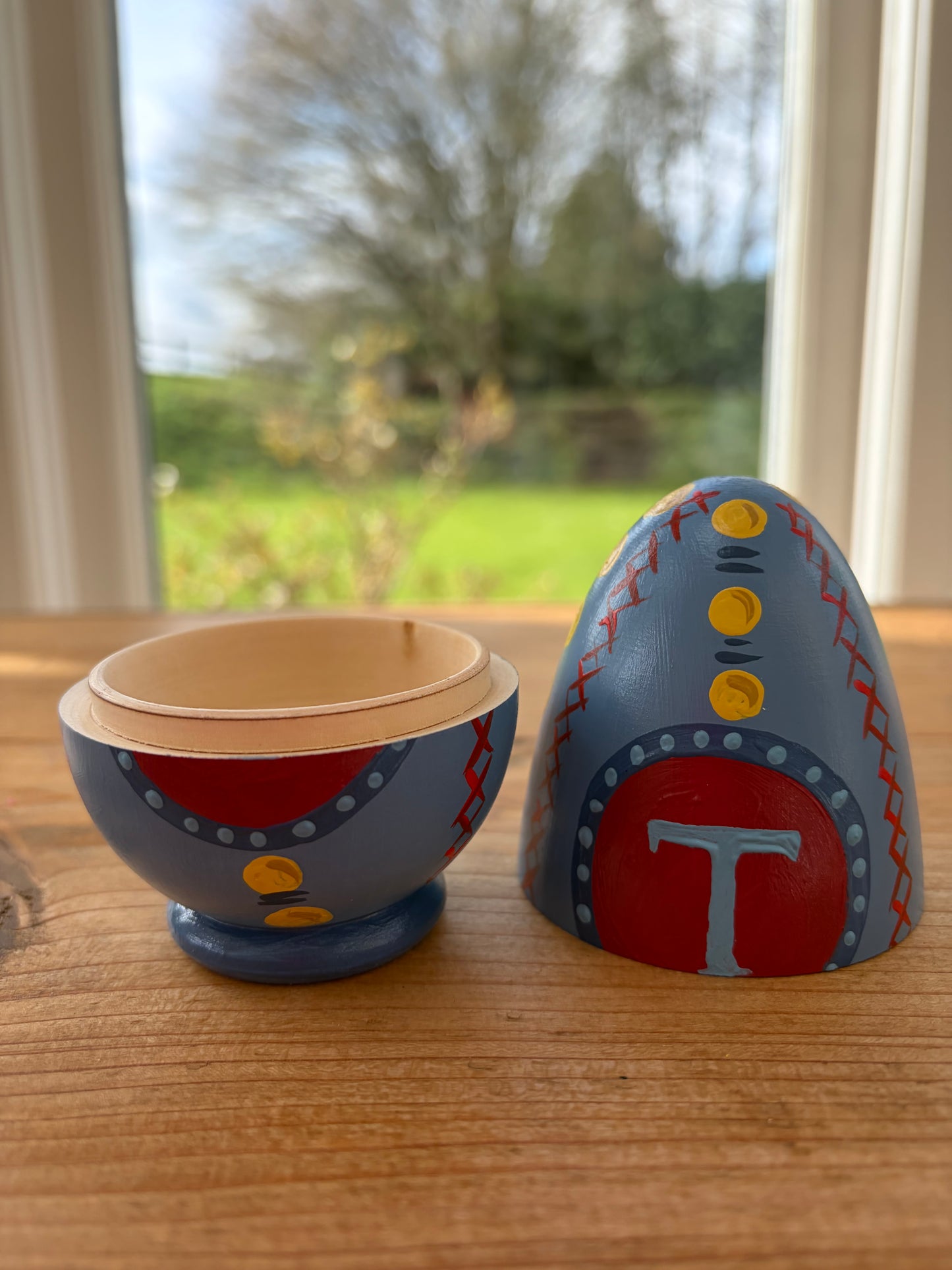 BLUE & YELLOW - HOLLOW EGG