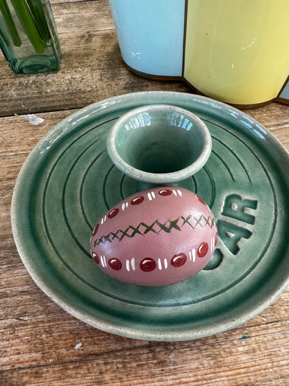 Dusky pink egg