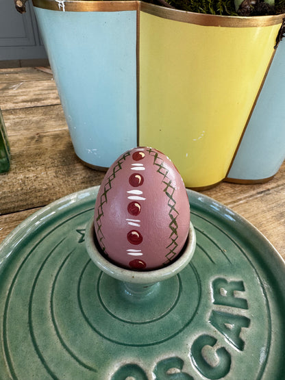 Dusky pink egg