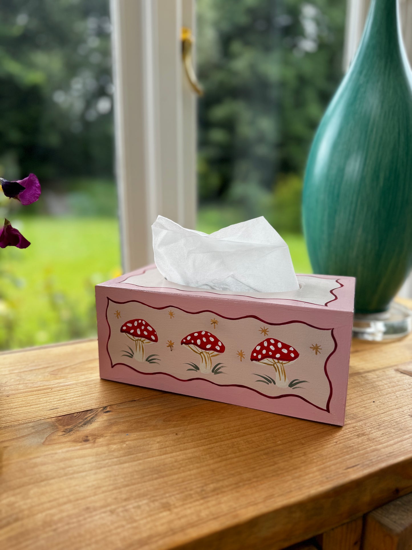 MUSHROOM TISSUE BOX - LARGE