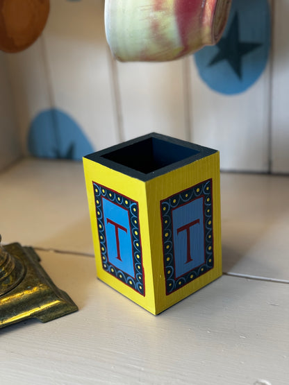 YELLOW & BLUE PEN POT