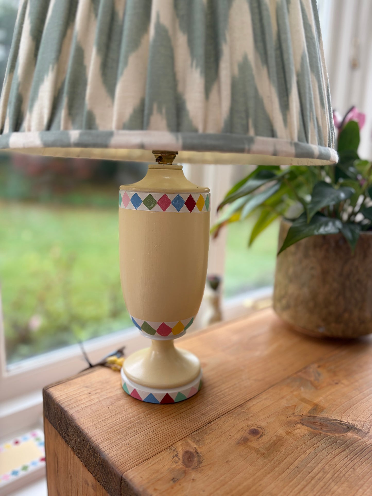 HARLEQUIN LAMP