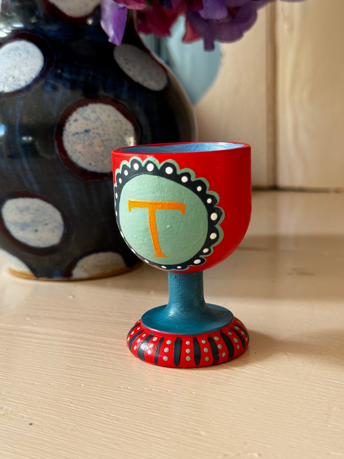 RED & BLUE EGG CUP